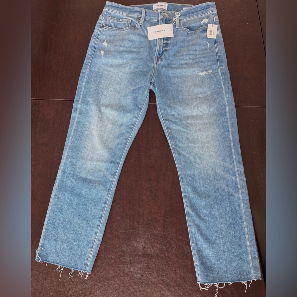 NWT Frame Le Beau Distressed Cropped Jeans Size 27.